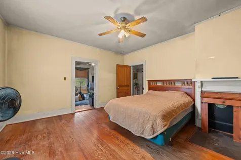 609 E Main Street Washington NC 27889