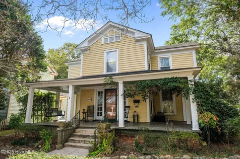 609 E Main Street Washington NC 27889