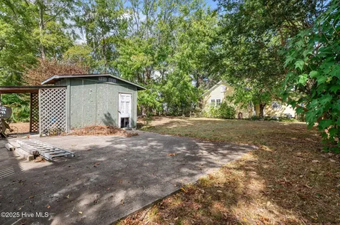 609 E Main Street Washington NC 27889