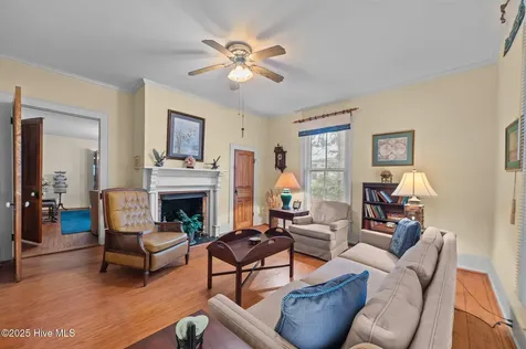 609 E Main Street Washington NC 27889