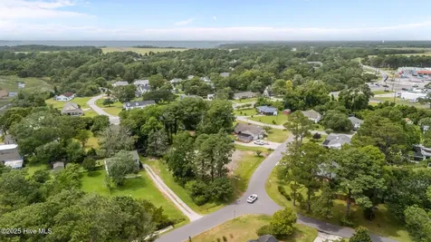 201-203 Sherwood Boulevard Beaufort NC 28516