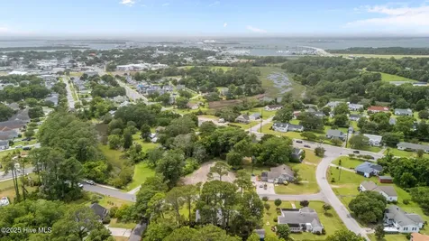 201-203 Sherwood Boulevard Beaufort NC 28516