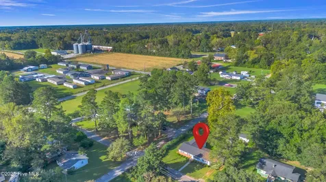414 S Wilson Street Chadbourn NC 28431