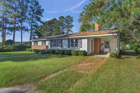 414 S Wilson Street Chadbourn NC 28431