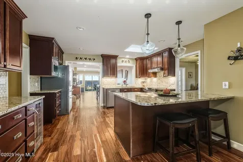 1804 River Drive New Bern NC 28560