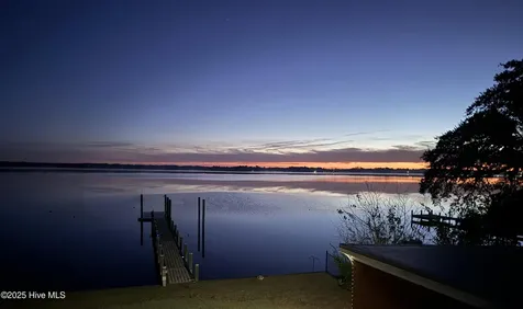 1804 River Drive New Bern NC 28560
