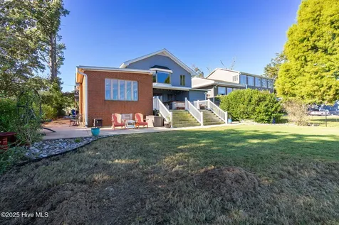 1804 River Drive New Bern NC 28560
