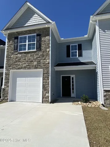 1404 B Hartley Greenville NC 27834