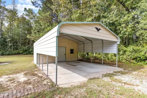 21480 Jane Shaw Road Wagram NC 28396