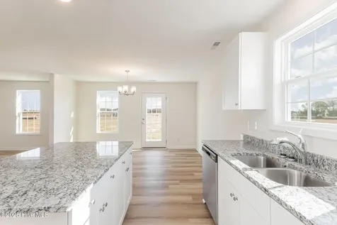 32 Littlefield Lane La Grange NC 28551