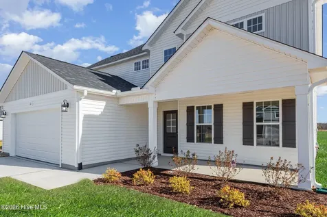 32 Littlefield Lane La Grange NC 28551