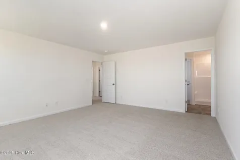 32 Littlefield Lane La Grange NC 28551