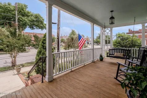 405 Hancock Street New Bern NC 28560