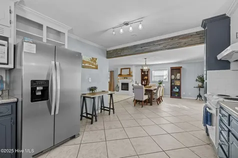 205 Barefoot Lane Atlantic Beach NC 28512