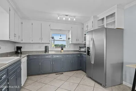 205 Barefoot Lane Atlantic Beach NC 28512