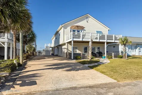 205 Barefoot Lane Atlantic Beach NC 28512