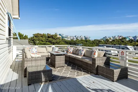 205 Barefoot Lane Atlantic Beach NC 28512