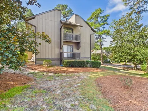 250 Sugar Gum Lane Pinehurst NC 28374