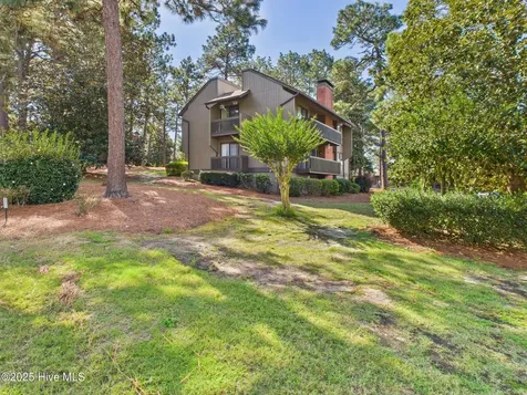 250 Sugar Gum Lane Pinehurst NC 28374
