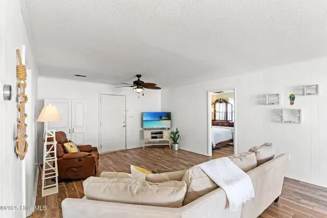 322 58th Avenue N North Myrtle Beach SC 29582