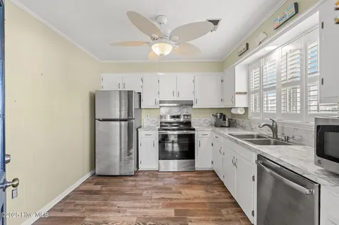 322 58th Avenue N North Myrtle Beach SC 29582