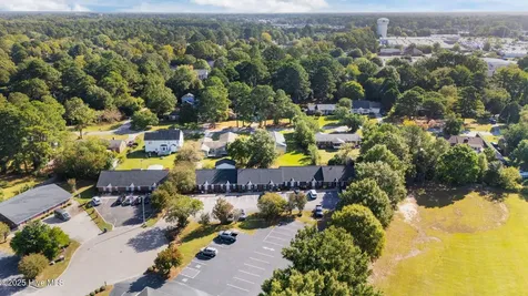 601 Country Club Drive Greenville NC 27834