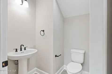 284 Longleaf Drive West End NC 27376
