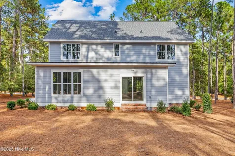 284 Longleaf Drive West End NC 27376