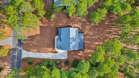 284 Longleaf Drive West End NC 27376