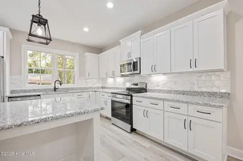 284 Longleaf Drive West End NC 27376