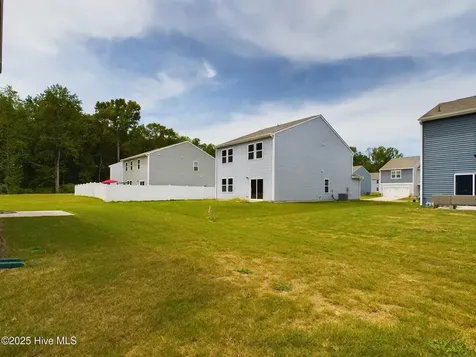 32 Moss Oaks Court Angier NC 27501