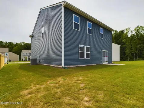 32 Moss Oaks Court Angier NC 27501