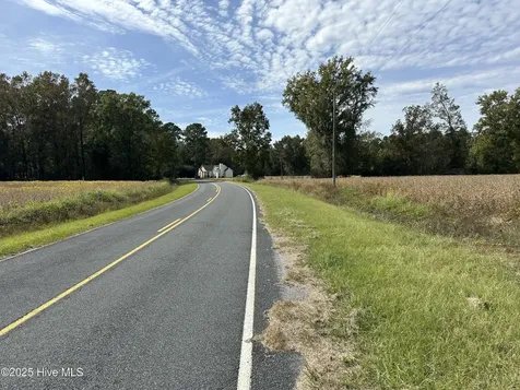 644 Cherry Town Road Hallsboro NC 28442