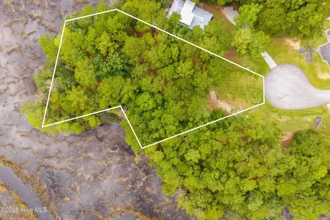 1054 Mill Creek Drive Minnesott Beach NC 28510