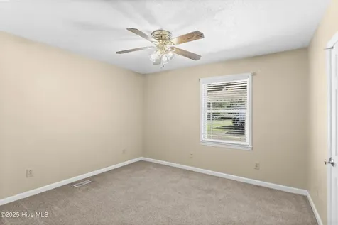 117 S Thomas Street Beulaville NC 28518
