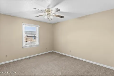 117 S Thomas Street Beulaville NC 28518