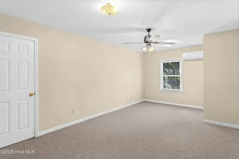 117 S Thomas Street Beulaville NC 28518