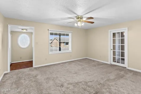 117 S Thomas Street Beulaville NC 28518