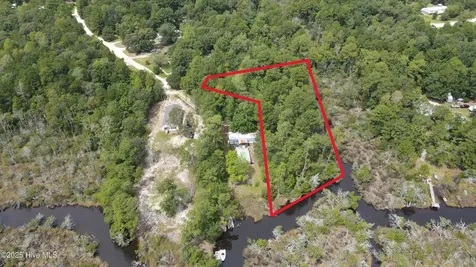 323 Clearview Drive Holly Ridge NC 28445