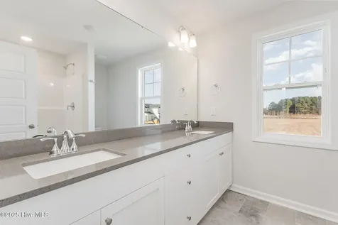 77 Littlefield Lane La Grange NC 28551