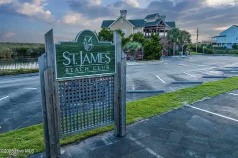 3030 Marsh Winds Circle Southport NC 28461