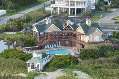 3030 Marsh Winds Circle Southport NC 28461
