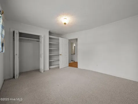 105 Deerfield Court Cedar Point NC 28584