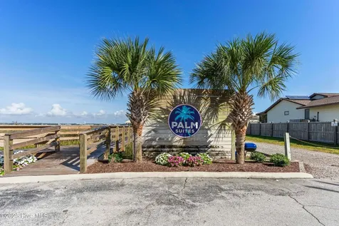 602 W Ft Macon Road Atlantic Beach NC 28512