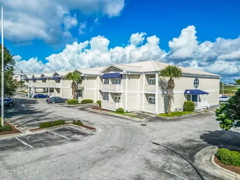 602 W Ft Macon Road Atlantic Beach NC 28512