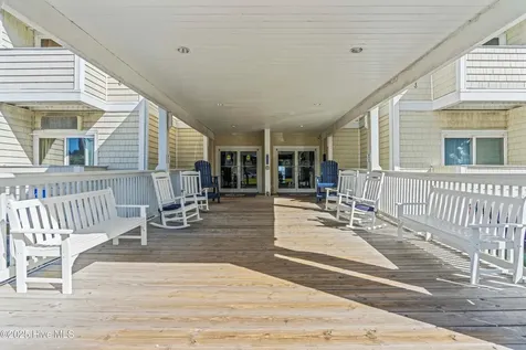 602 W Ft Macon Road Atlantic Beach NC 28512