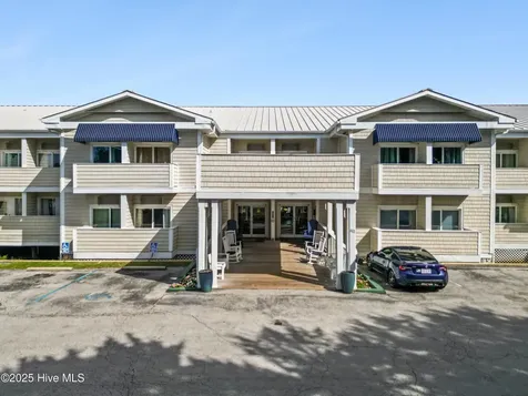 602 W Ft Macon Road Atlantic Beach NC 28512