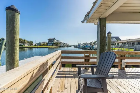 602 W Ft Macon Road Atlantic Beach NC 28512