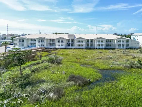 602 W Ft Macon Road Atlantic Beach NC 28512