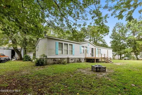 92 Mosley Lane Wanchese NC 27981